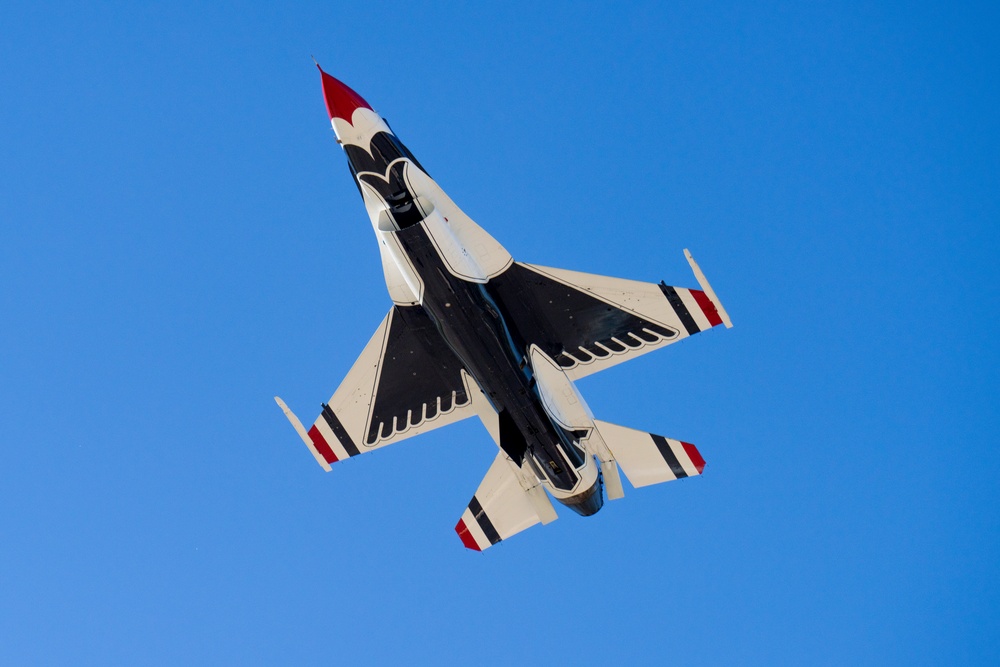 Thunderbirds at the 2024 Great Texas Airshow