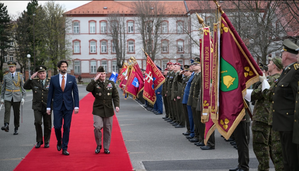 USEUCOM commander visits Slovakia, Slovenia to recognize 20 years of NATO unity