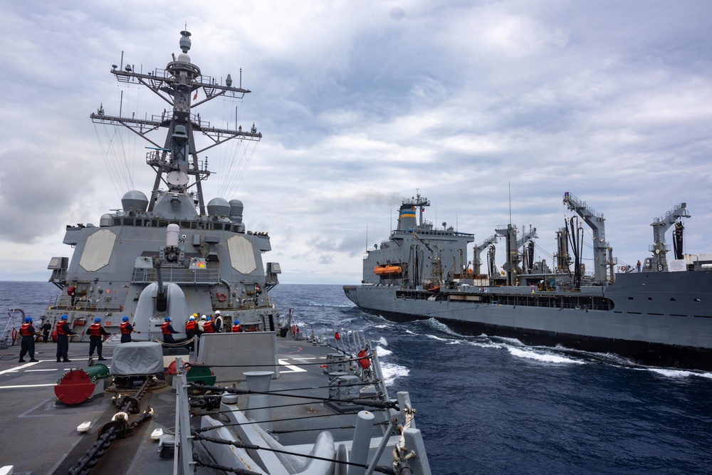 USS Higgins RAS with USNS Yukon