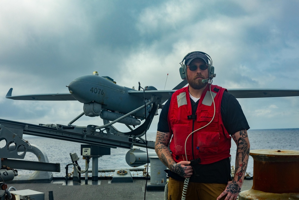 USS Higgins Aerosonde Flight