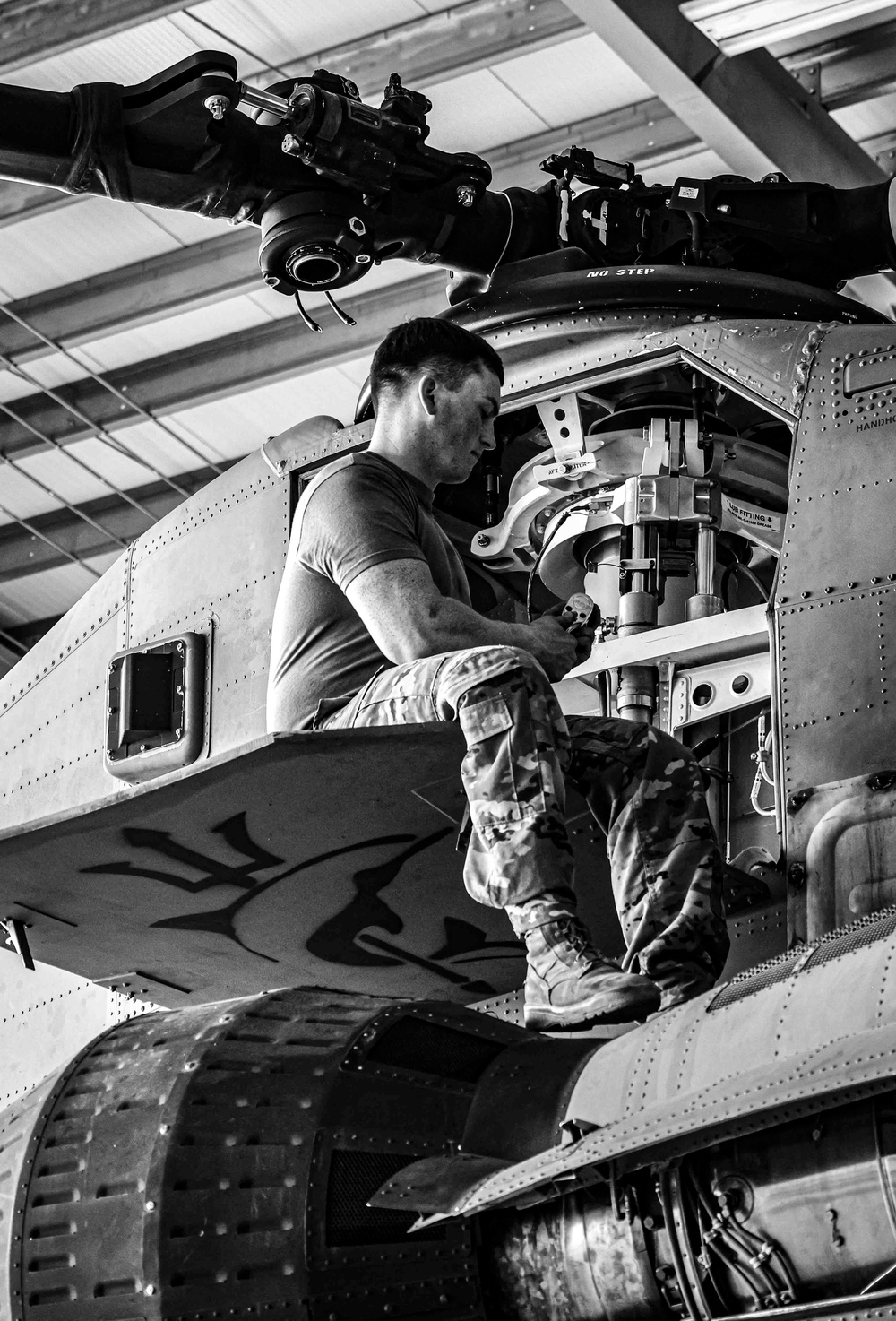 CH-47 Chinook Maintenance