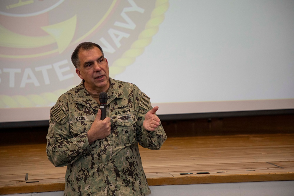 Commander, Naval Medical Forces Atlantic attends Radiation Health Officer Symposium