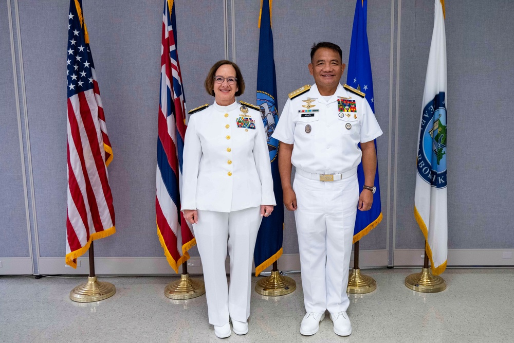 CNO Franchetti Meets with Flag Officer-in-Command, Philippine Navy Vice Adm. Toribio Adaci