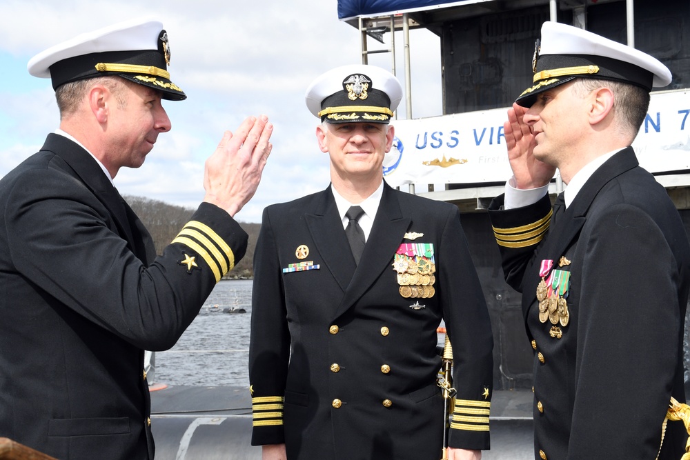 USS Virginia holds change-of-command ceremony