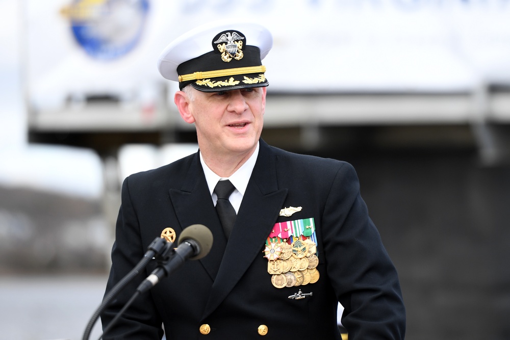 USS Virginia holds change-of-command ceremony