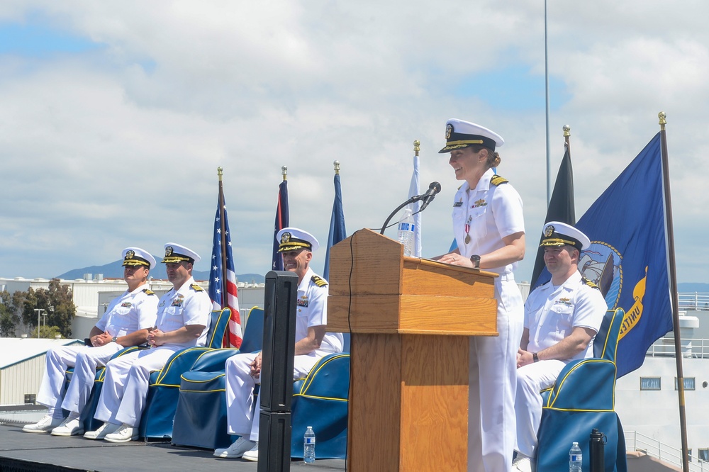 USS Tulsa (LCS 16) Gold Crew Conducts Change of Command Ceremony
