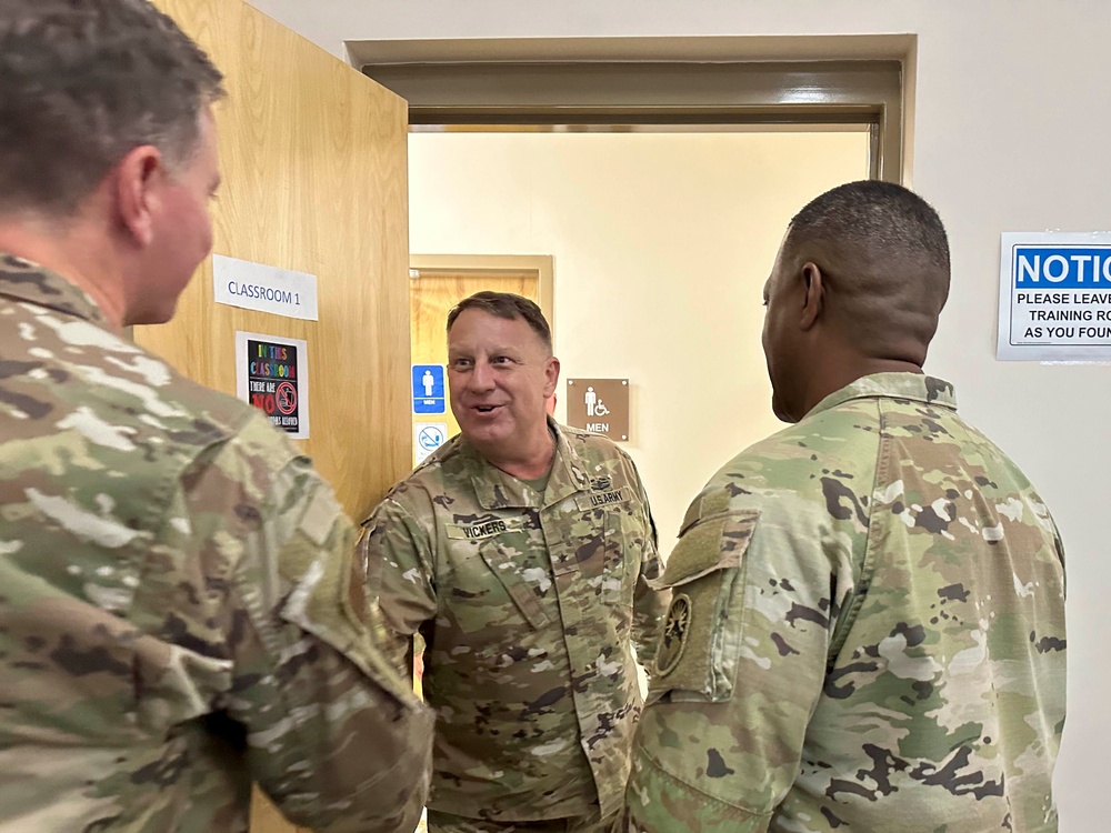 Commander of 167th Theater Sustainment Command visits CENTAM Guardian 24 exercise participants