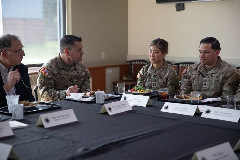 CSA Gen. Randy A. George and SMA Michael Weimer visit Joint Base Lewis-McChord