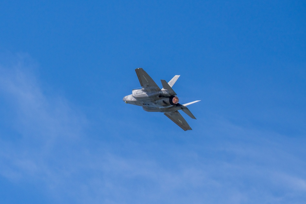 The United State Marine Corps F-35B performs at The Great Texas Airshow