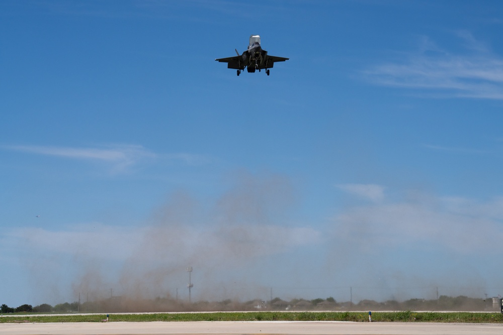 The United State Marine Corps F-35B performs at The Great Texas Airshow
