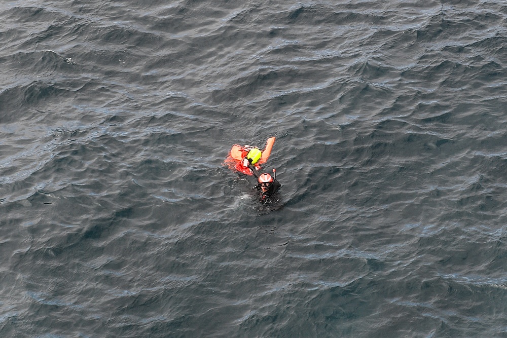 Boxer conducts man overboard drill