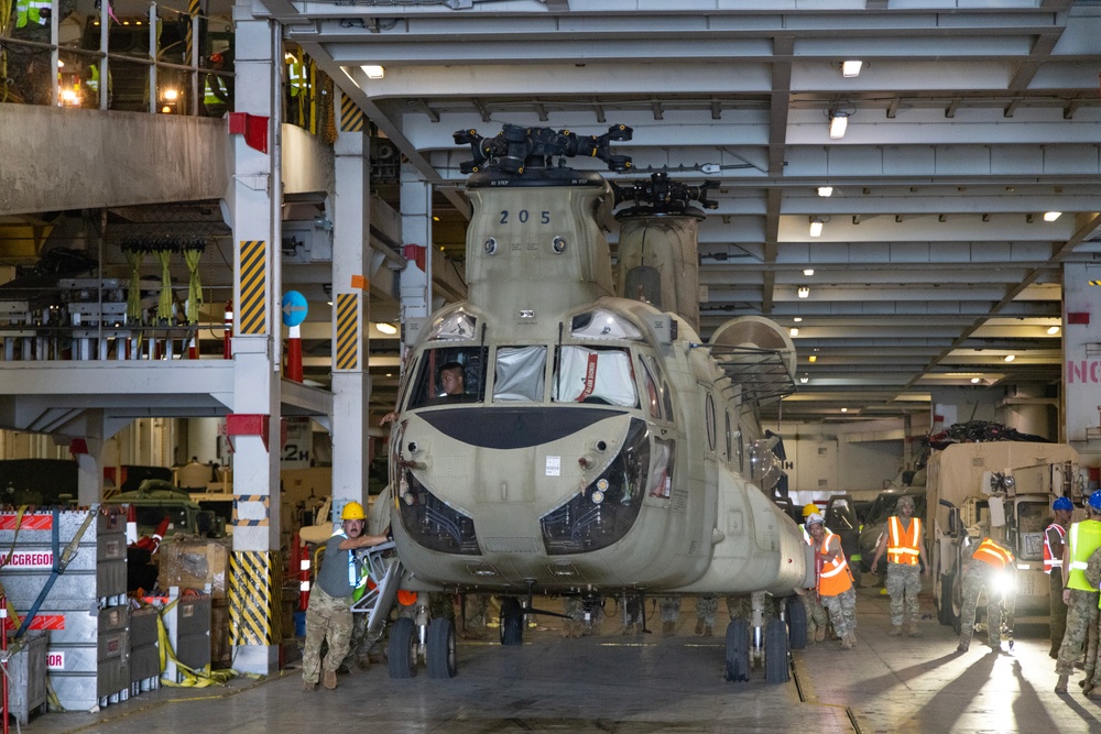 25th ID Soldiers Conduct Port Ops in Support of Salaknib 24