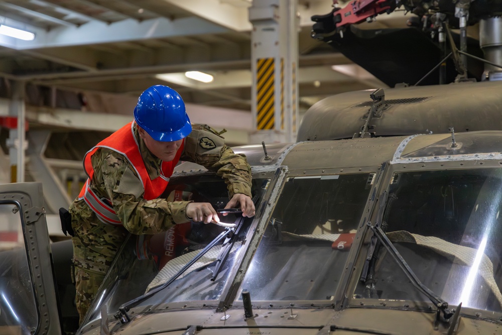 25th ID Soldiers Conduct Port Ops in Support of Salaknib 24