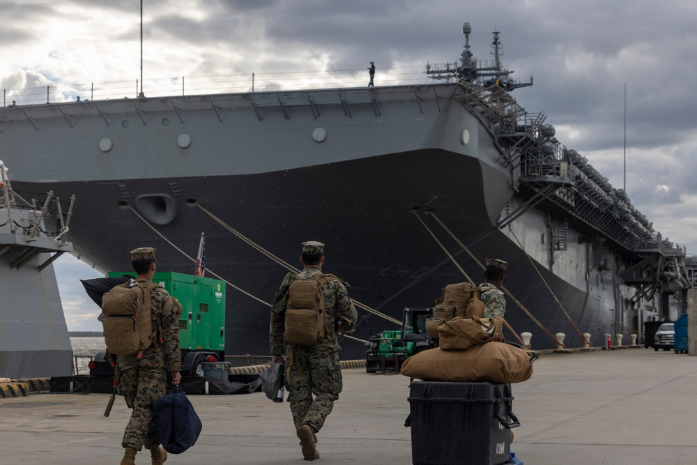 24th MEU Embarks USS Wasp for COMPTUEX