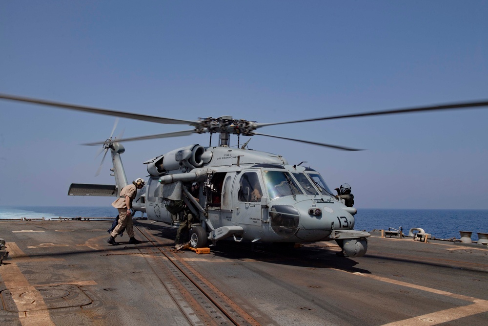 USS Mason Bid Farewell to Departing XO in the Red Sea