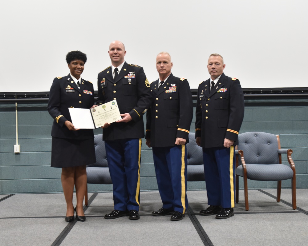 SCNG welcomes new warrant officers during graduation ceremony