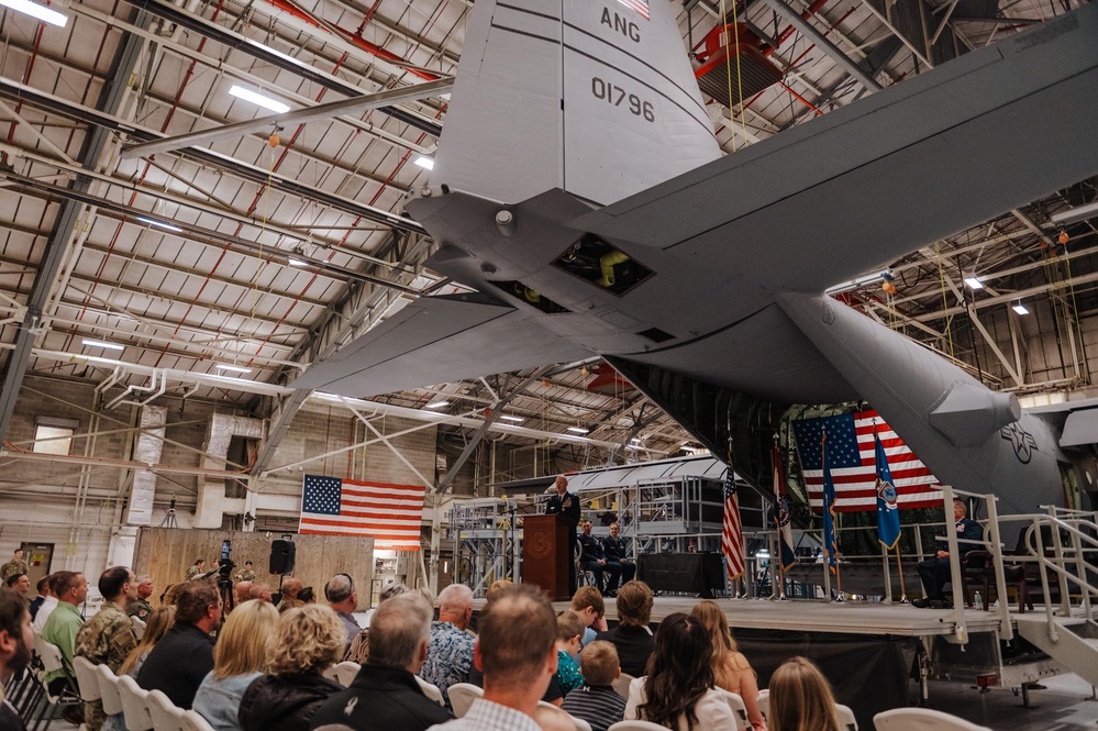 Vice Commander of the 139th Airlift Wing retires