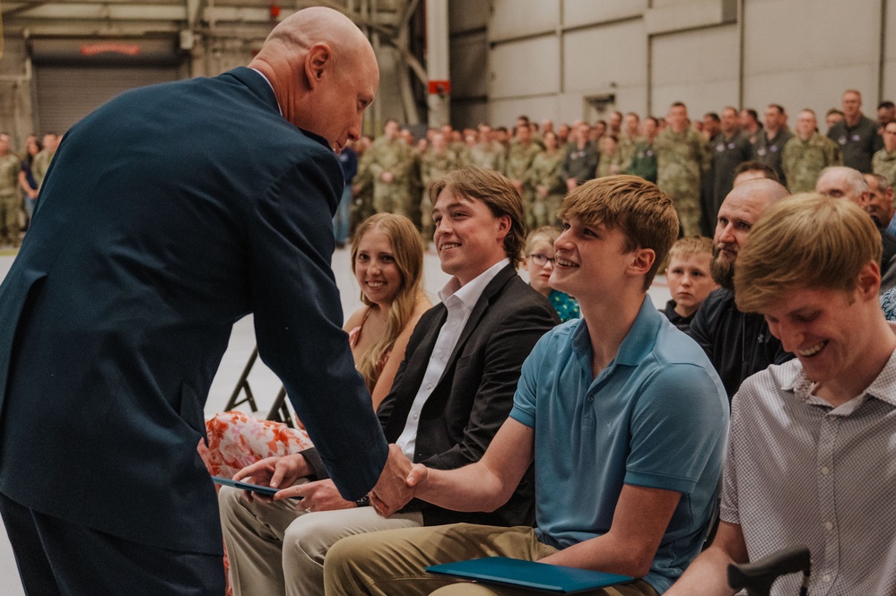 Vice Commander of the 139th Airlift Wing retires