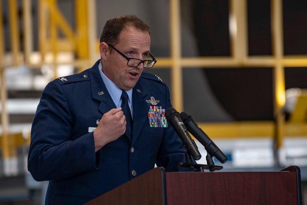 Kollstedt assumes command of 121st Maintenance Group