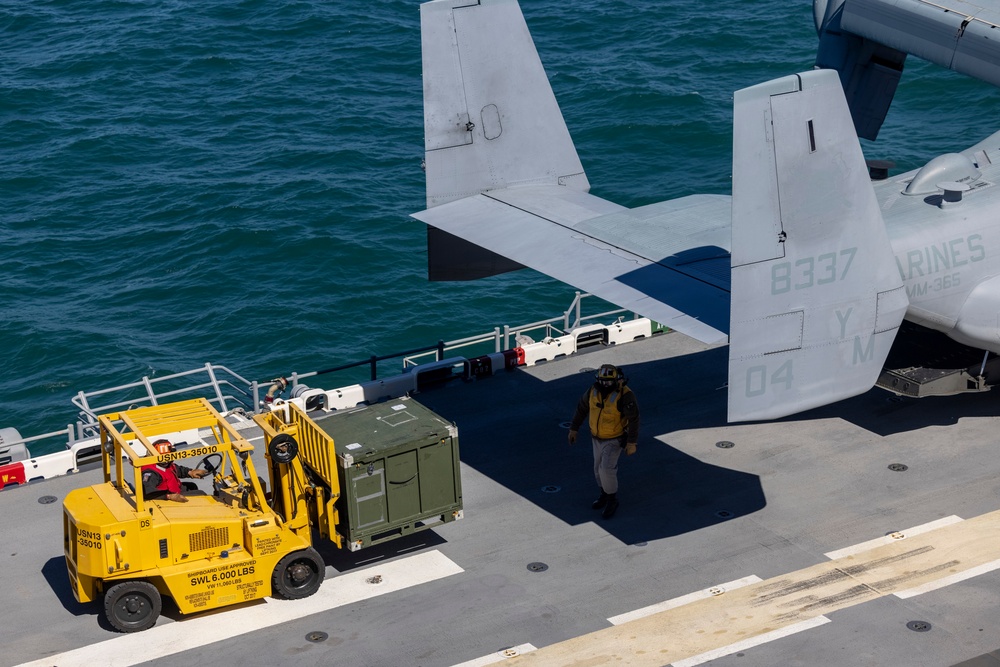 24th MEU Flight Operations on USS Wasp (LHD 1)