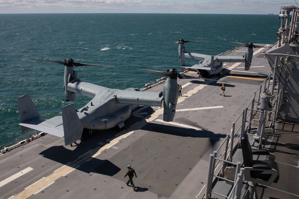 24th MEU Flight Operations on USS Wasp (LHD 1)