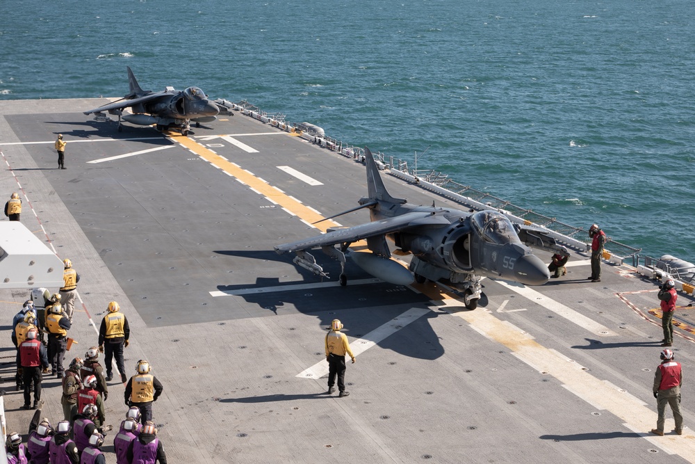 24th MEU Flight Operations on USS Wasp (LHD 1)