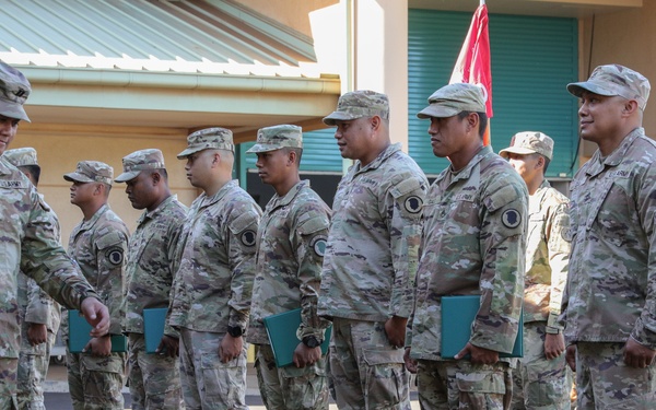 Hawaii Army National Guard Soldiers Recognized by Command During Annual Training on Maui