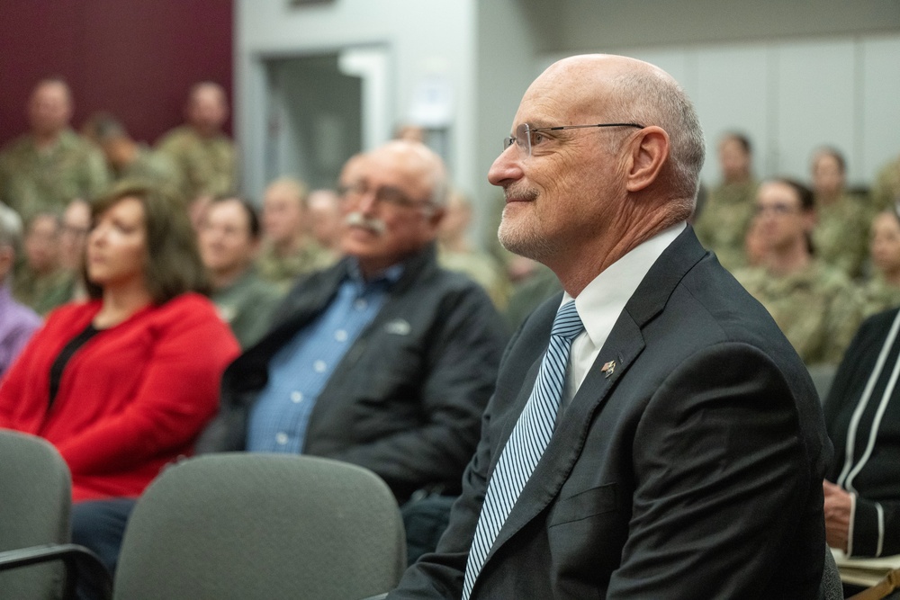 124th MDG Commander Pins on Colonel