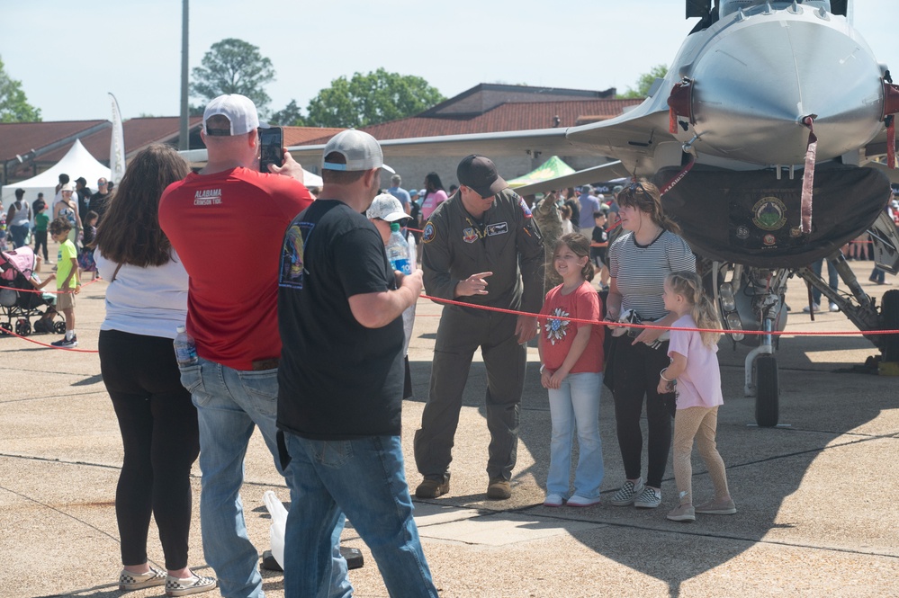 Air Combat Command poses for photo with guests