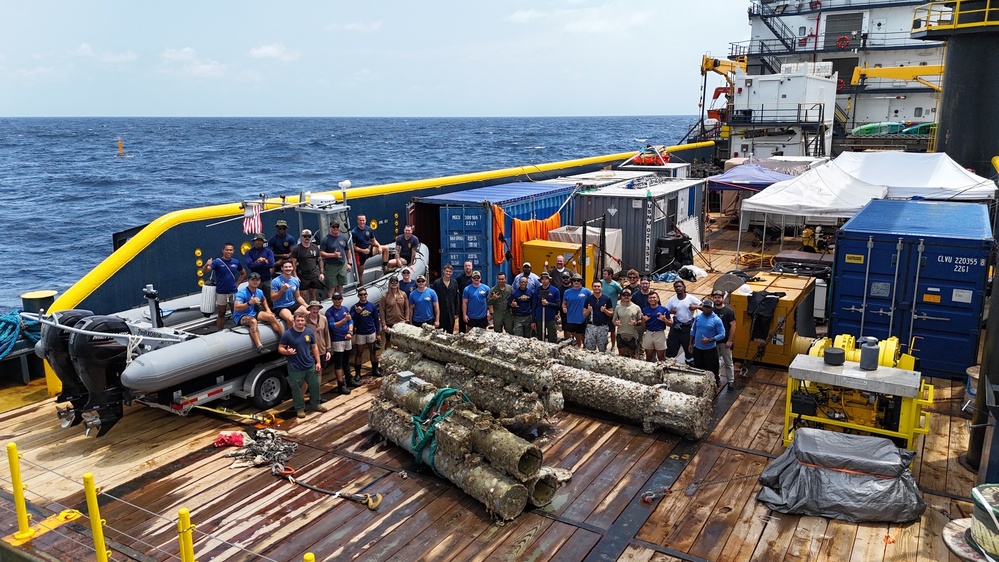 CTG 73.6, RTN Dive Unit 1 Completes HTMS Sukhothai Salvage