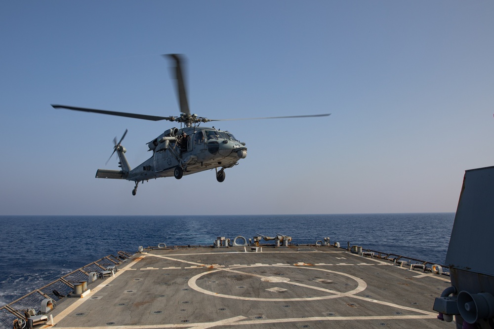 USS Laboon (DDG 58) Conducts Flight Quarters