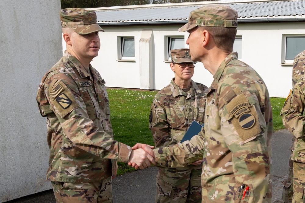 Col. Bryan Groves Visits Grafenwoehr Training Area