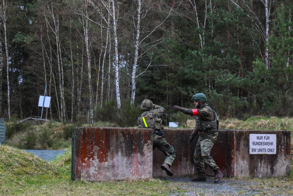 Bundeswehr Priority Window: Hand Grenade Range