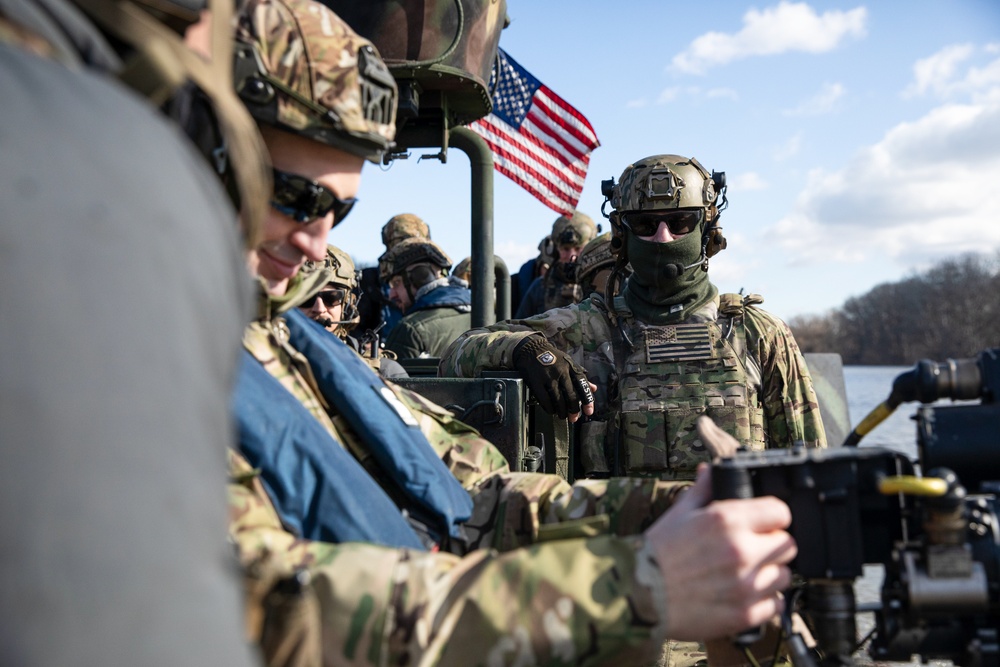 U.S. Navy Special Warfare Combat Crewmen and Hungarian special operations forces conduct riverine training during visit from distinguished visitors