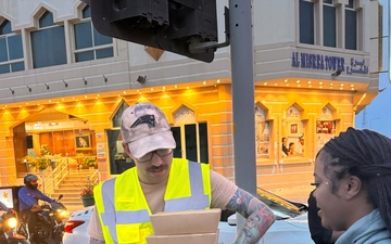 NSA Bahrain distributes Iftar boxes during Ramadan