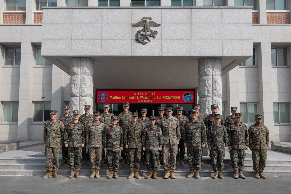 U.S. Marine, Korean leaders join for group photo during Freedom Shield 24