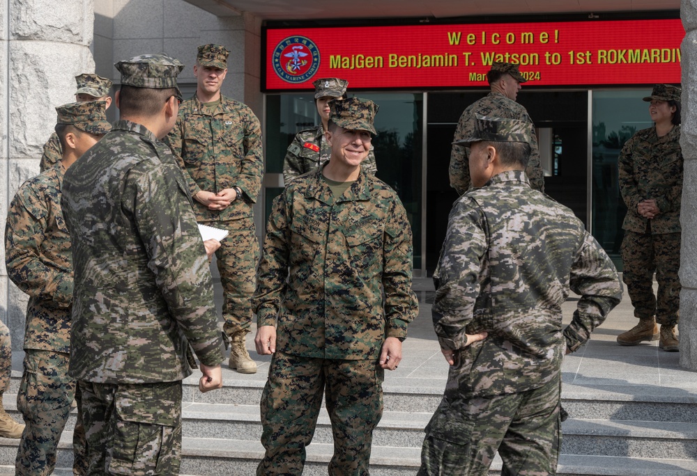 U.S. Marine, Korean leaders join for group photo during Freedom Shield 24