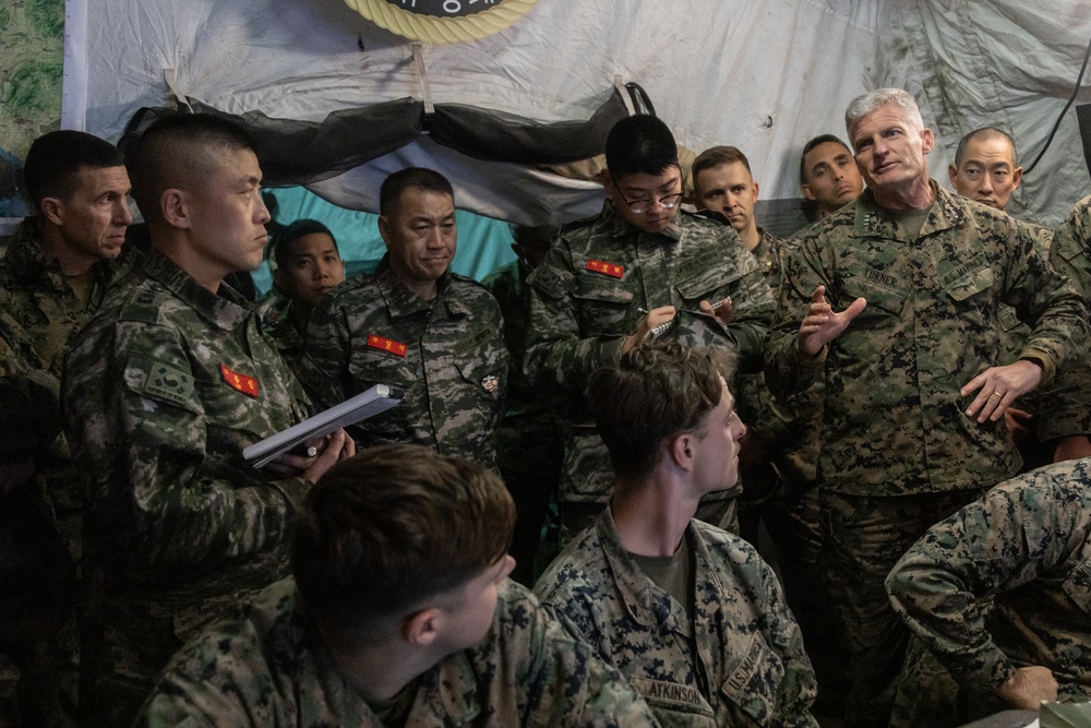 III MEF commanding general visits combined command post during Freedom Shield 24