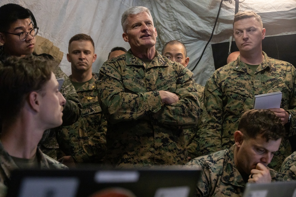 III MEF commanding general visits combined command post during Freedom Shield 24