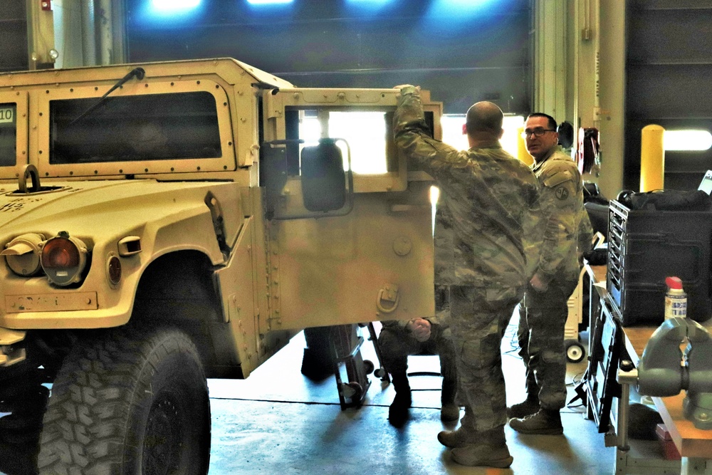 New Army wheeled vehicle mechanics gain specialty skills in Fort McCoy RTS-Maintenance course