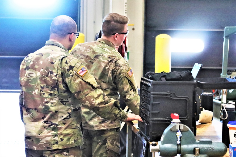 New Army wheeled vehicle mechanics gain specialty skills in Fort McCoy RTS-Maintenance course