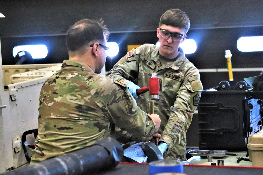 New Army wheeled vehicle mechanics gain specialty skills in Fort McCoy RTS-Maintenance course