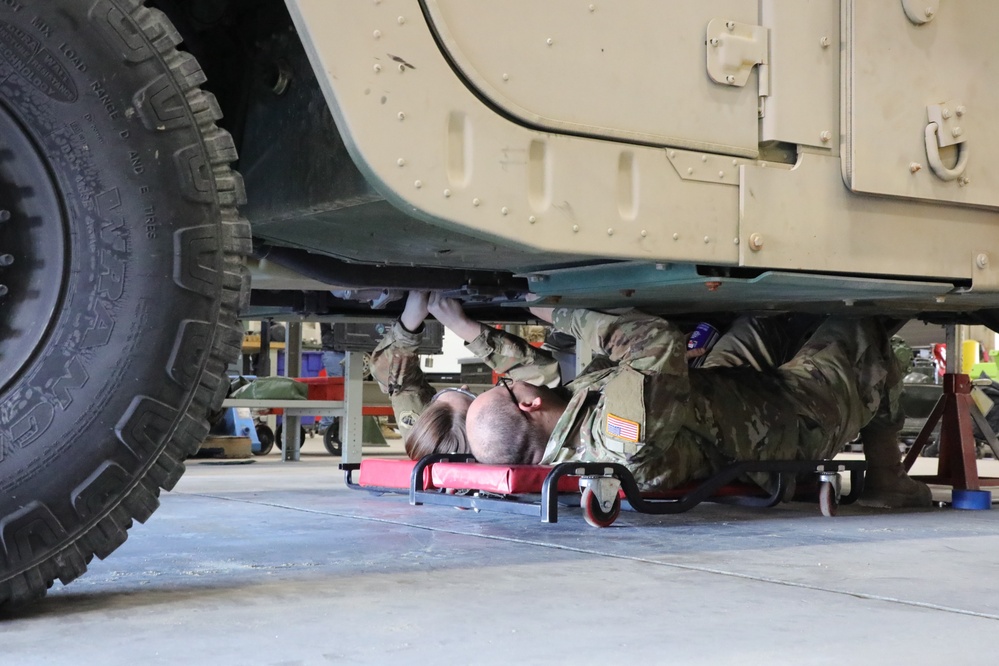 New Army wheeled vehicle mechanics gain specialty skills in Fort McCoy RTS-Maintenance course