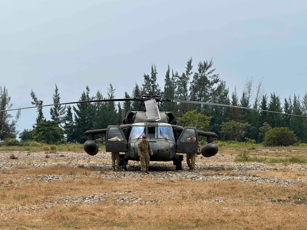 Commander of 167th Theater Sustainment Command visits CENTAM Guardian 24 exercise participants