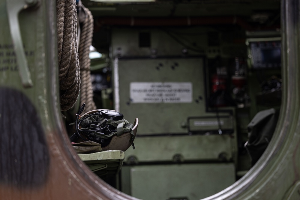 Marines with 4th Assault Amphibian Battalion conduct live-fire range