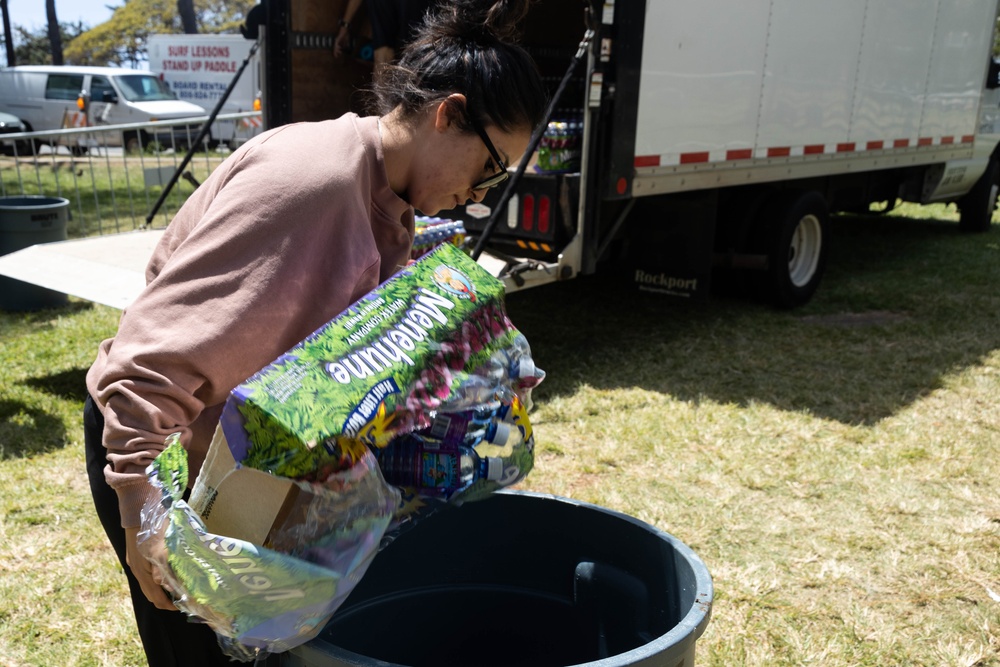 Local Volunteering | MAG-24 Marines Volunteer at HPH Women's Fun Run