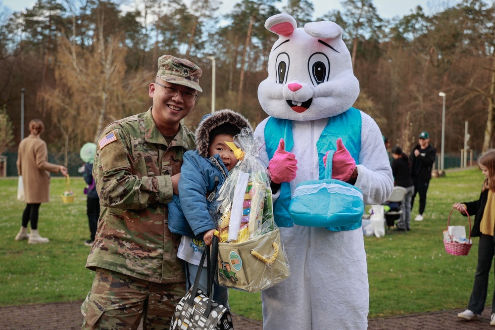 21st Special Troops Battalion Eggstravaganza