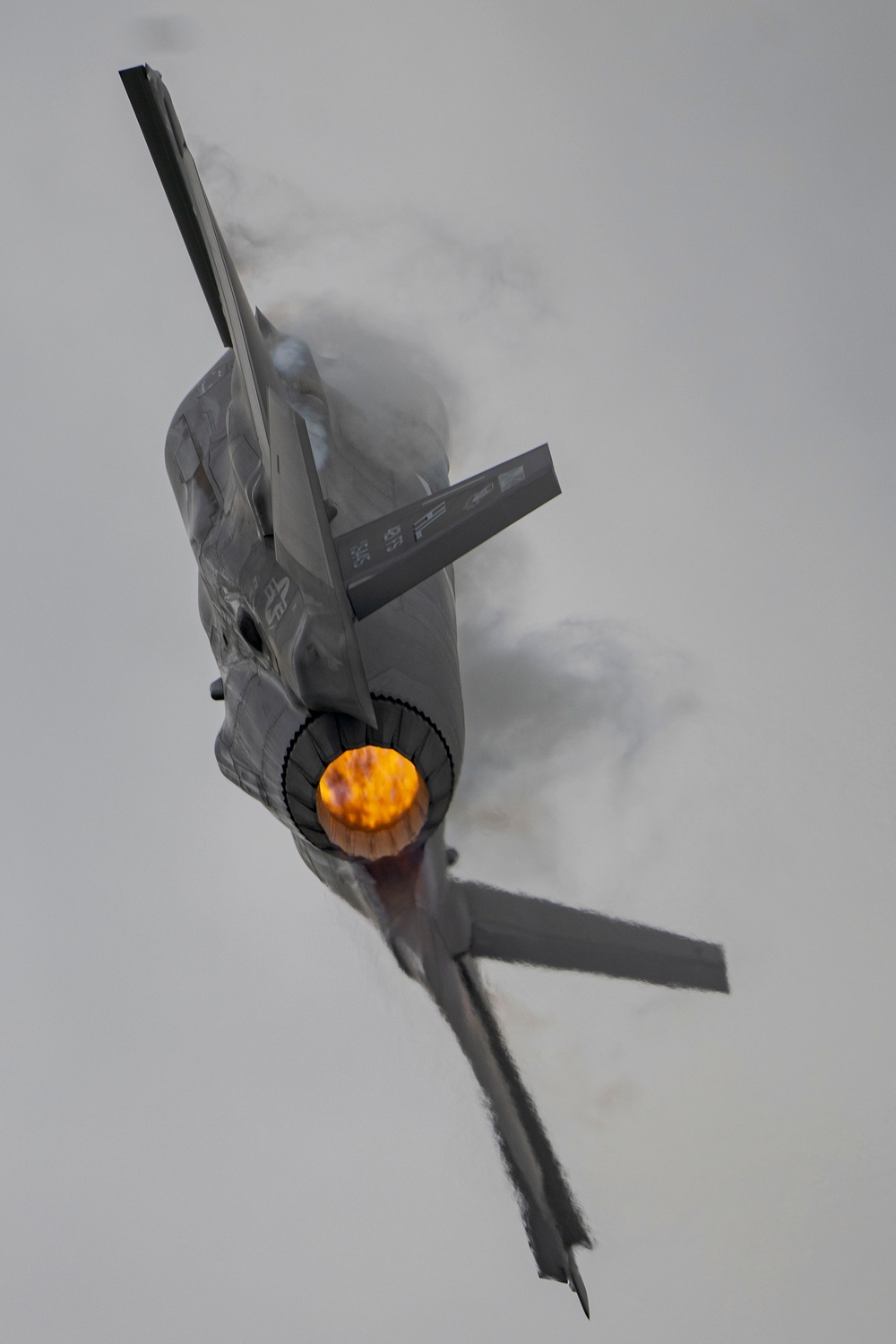 F-35 DEMO at The Great Texas Air Show