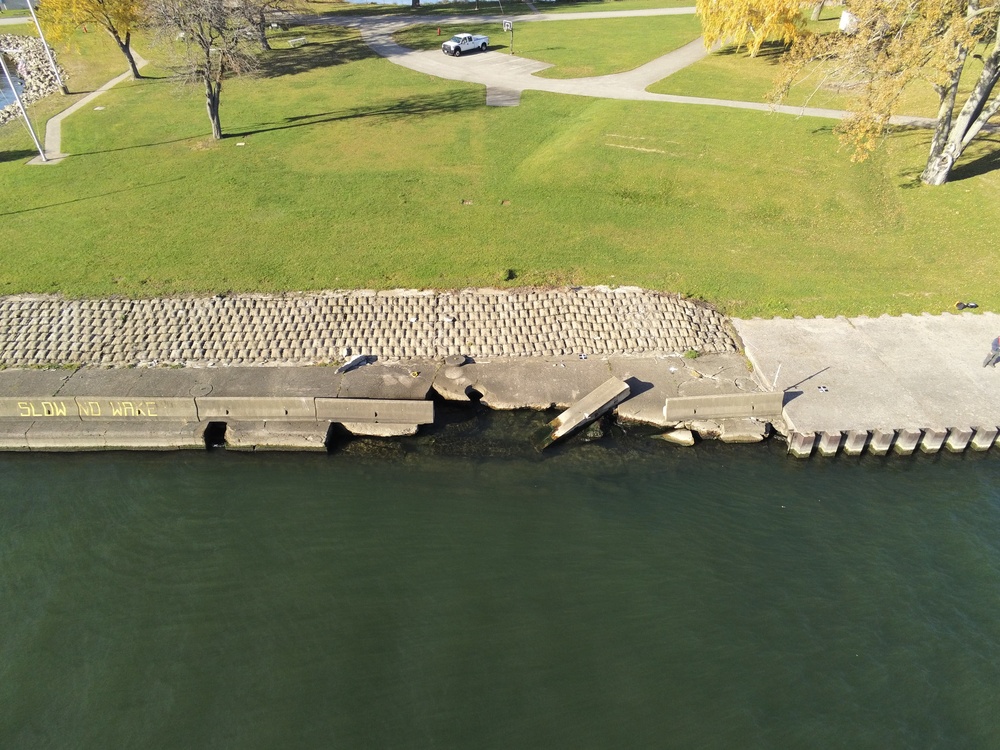 Erie Harbor &amp; North Pier