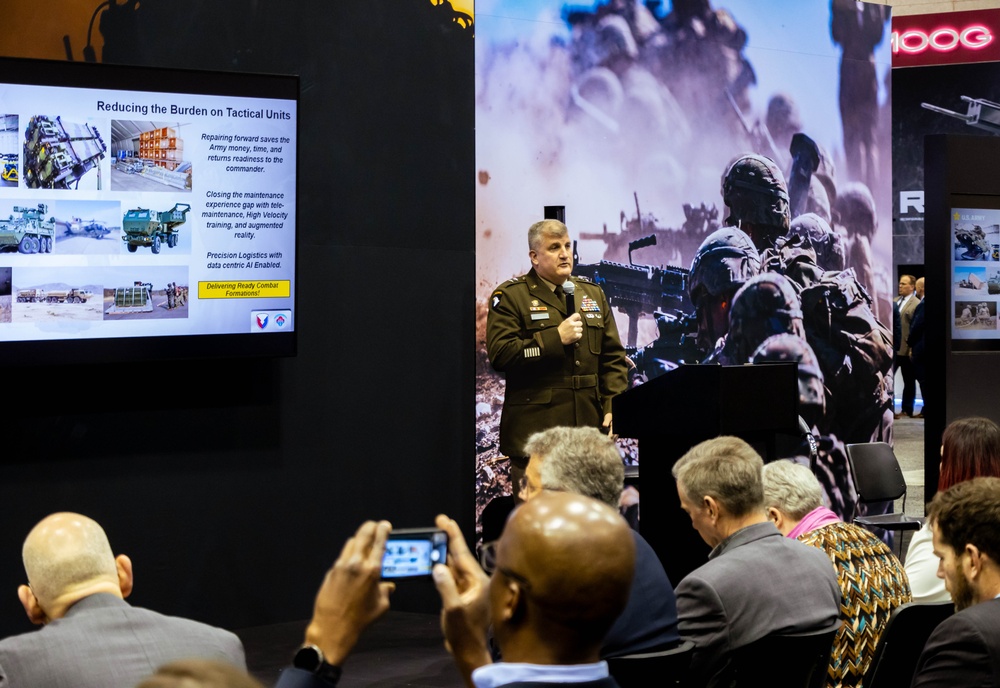 AMCOM commander talks readiness, experience, data-informed decisions at AUSA
